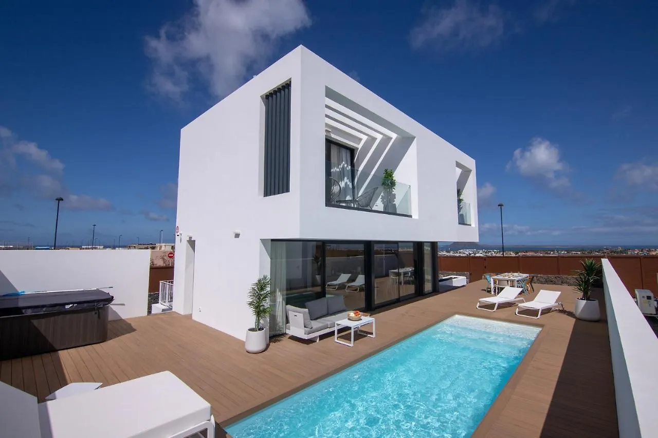 Villa Yolo Luxe Sur Private Pool Corralejo By Holidays Home